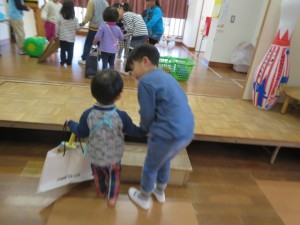 お店屋さんごっこ 056